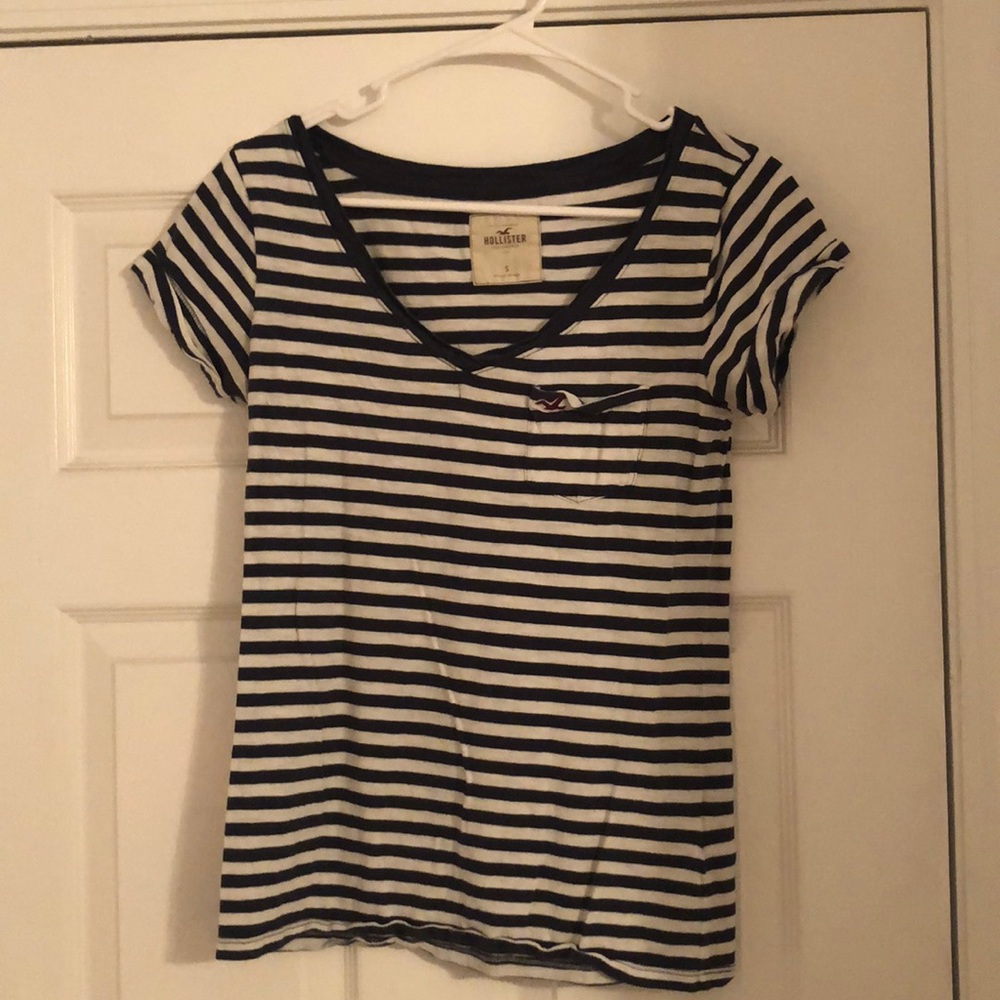 Hollister vneck